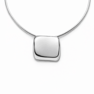 Colgante cubo plateado